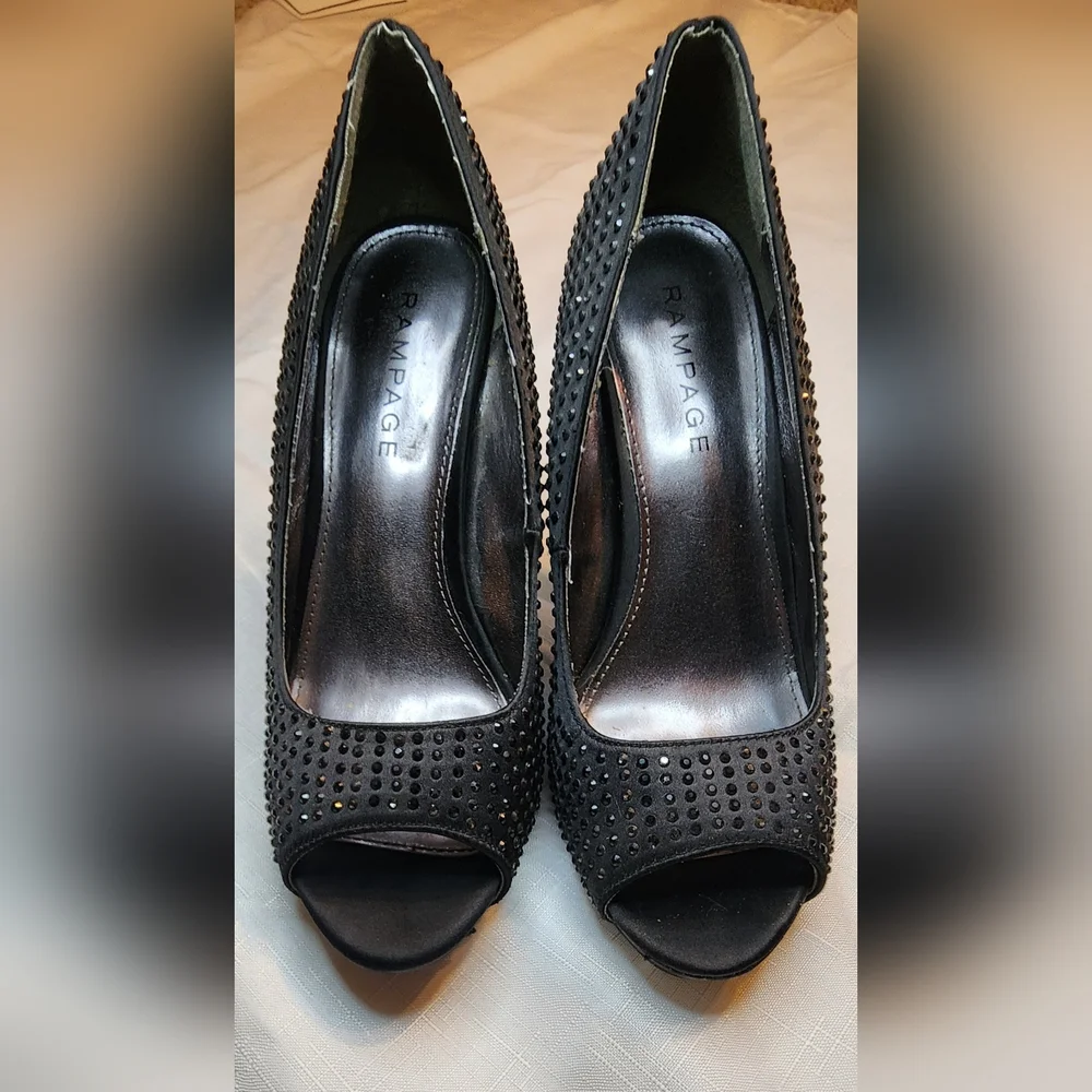 Rampage Elegant Black Studded Heels Rhinestones Sz 7.5 - Picture 4 of 9